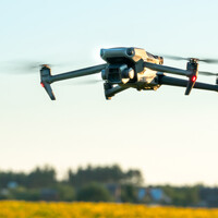 ドローンサービス